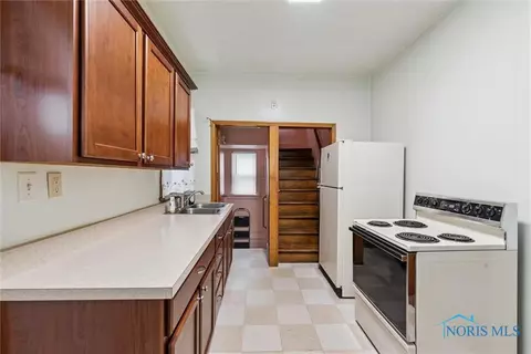 1749 Hamilton St, Toledo, OH 43607 photo 13