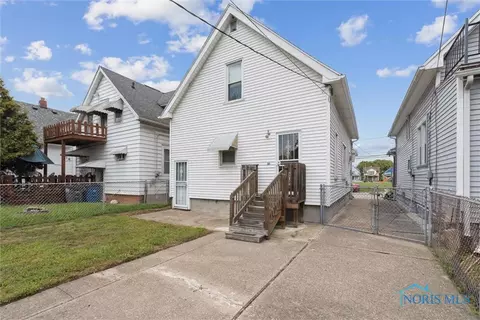 1749 Hamilton St, Toledo, OH 43607 photo 39
