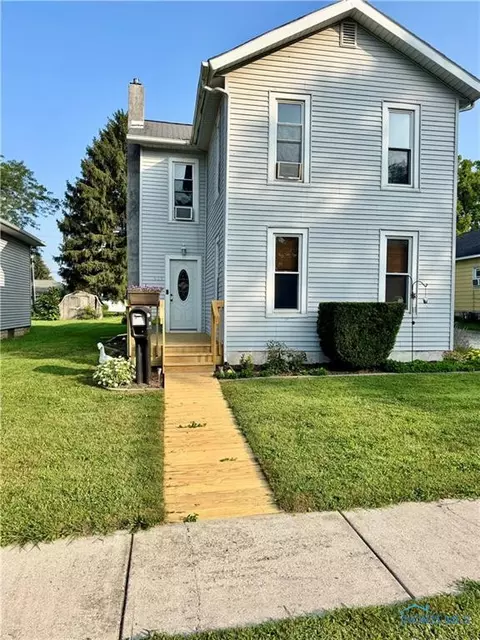 505 E Smith St, Hicksville, OH 43526