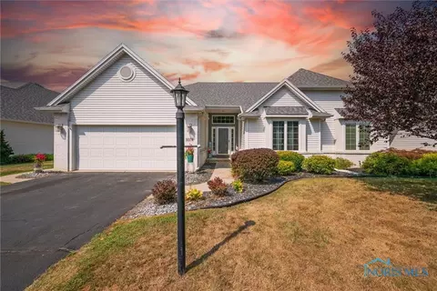1074 Waterville Monclova Rd #14, Waterville, OH 43566