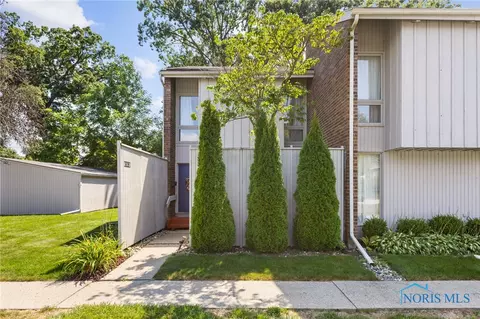 5119 Regency Dr #5119, Toledo, OH 43615