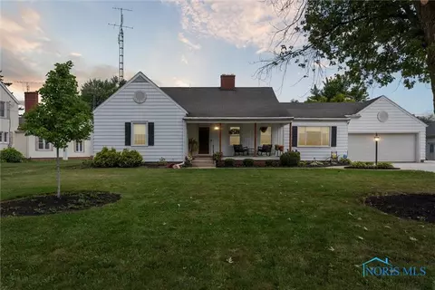 108 W Lugbill Rd, Archbold, OH 43502
