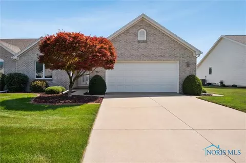 4463 Clearwater Dr, Maumee, OH 43537