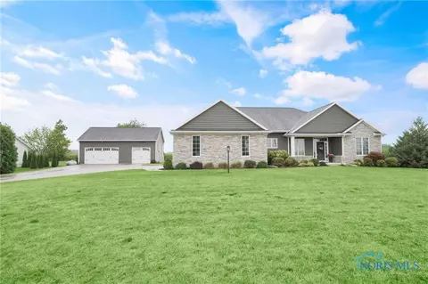 8410 Schadel Rd, Waterville, OH 43566