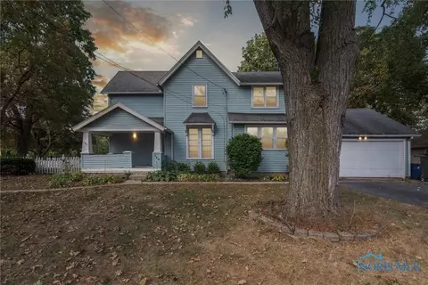 740 Conneaut Ave, Bowling Green, OH 43402