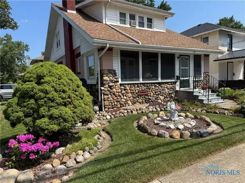 138 Yeager St, Napoleon, OH 43545
