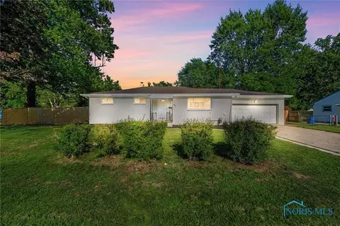 854 Cuba St, Toledo, OH 43615