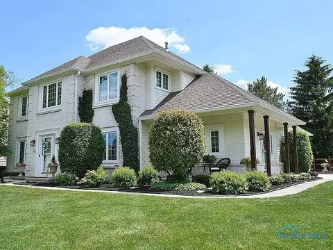 1683 Watermill Ln, Perrysburg, OH 43551