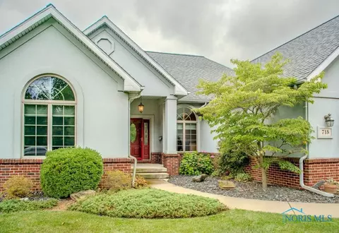 715 Farrer St, Maumee, OH 43537