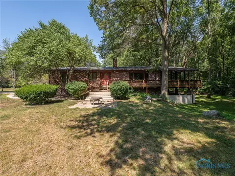 2030 E County Rd, Swanton, OH 43558