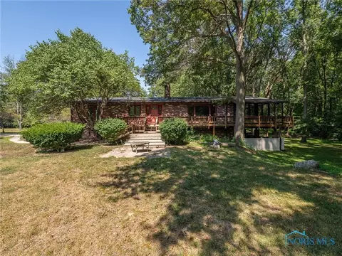 2030 E County Rd, Swanton, OH 43558