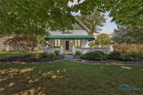 702 Center St, Bryan, OH 43506