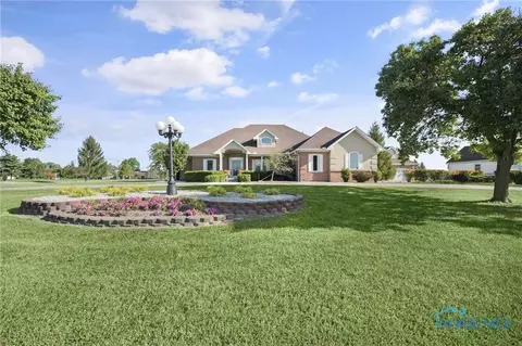 9350 Roberts Ave, Perrysburg, OH 43551