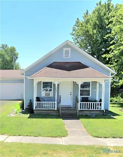 121 E Bryant St, Wayne, OH 43466