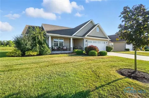 15210 Sunset Maple Dr, Perrysburg, OH 43551