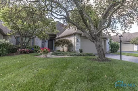 7345 Country Commons Ln #7345, Sylvania, OH 43560