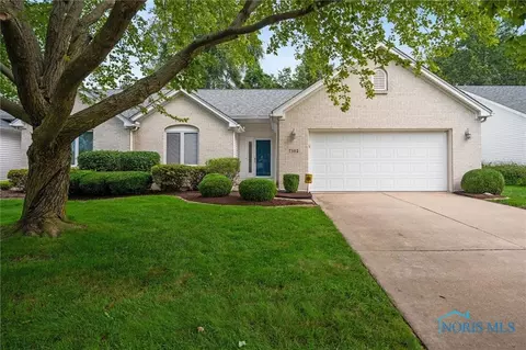 7352 Wicklow Woods Dr, Sylvania, OH 43560