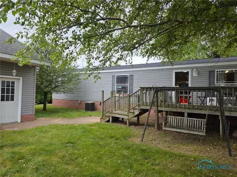 10965 County Rd S, Lyons, OH 43533 photo 2