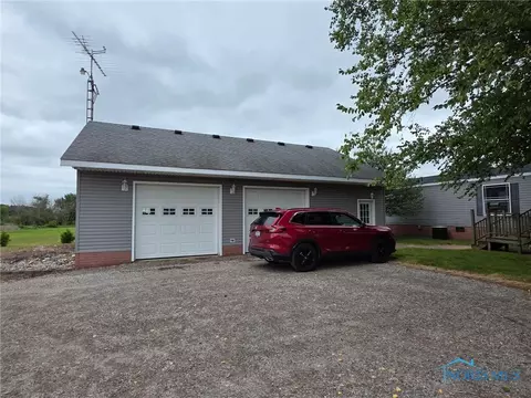 10965 County Rd S, Lyons, OH 43533 photo 3