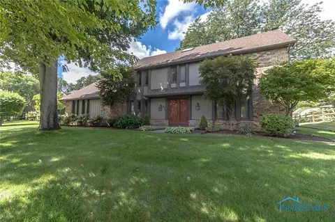 5235 Brookfield Ln, Sylvania, OH 43560
