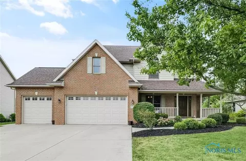 8100 Shawnee Forest Dr, Findlay, OH 45840