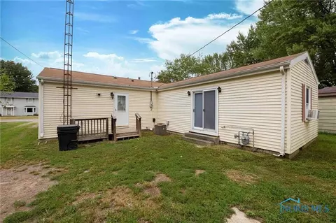 339 E Oliver St, Mccomb, OH 45858 photo 6