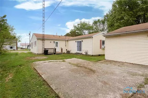339 E Oliver St, Mccomb, OH 45858 photo 8