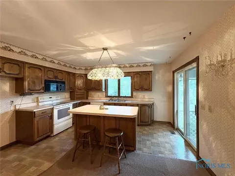620 2nd St, Hamler, OH 43524 photo 3