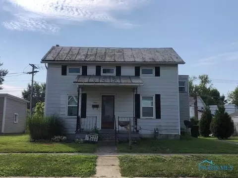 424 E Market St, Tiffin, OH 44883