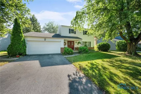 618 Pasteur Ave, Bowling Green, OH 43402