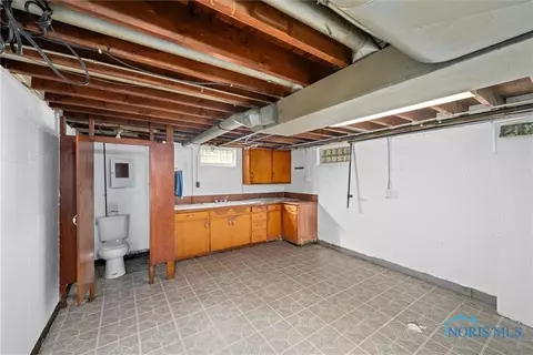 2272 Westmonte Rd, Toledo, OH 43607 photo 20