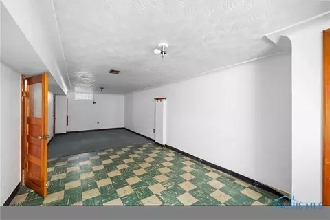 2272 Westmonte Rd, Toledo, OH 43607 photo 22