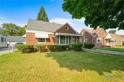 2272 Westmonte Rd, Toledo, OH 43607 photo 4