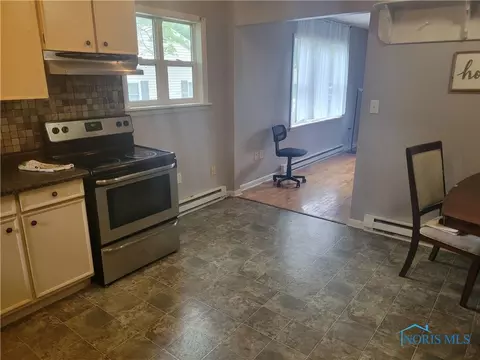523 S Simon St, Ada, OH 45810 photo 10