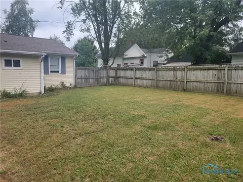 523 S Simon St, Ada, OH 45810 photo 27