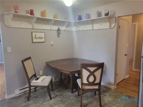 523 S Simon St, Ada, OH 45810 photo 6
