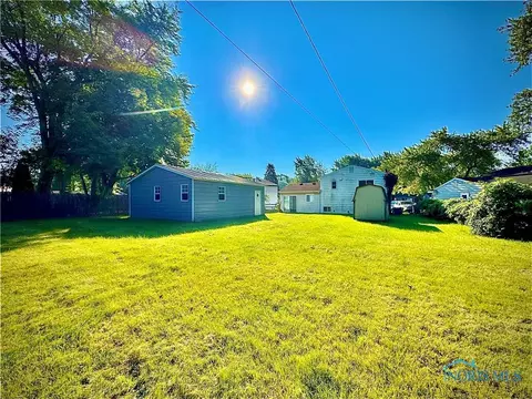 Exterior - 4132 Redondo Ave, Toledo, OH 43607 photo 3 of 4