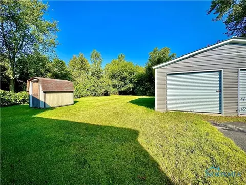 Exterior - 4132 Redondo Ave, Toledo, OH 43607 photo 2 of 4