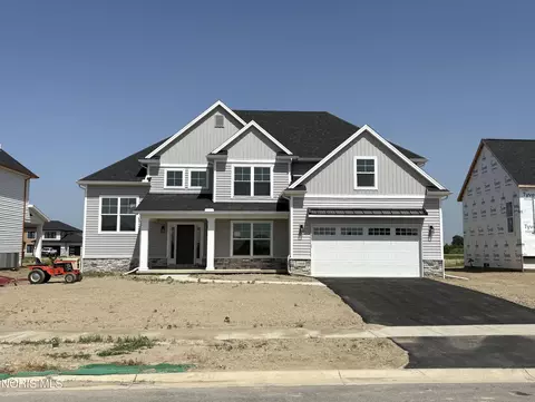 1004 Ellesmere Dr, Perrysburg, OH 43551