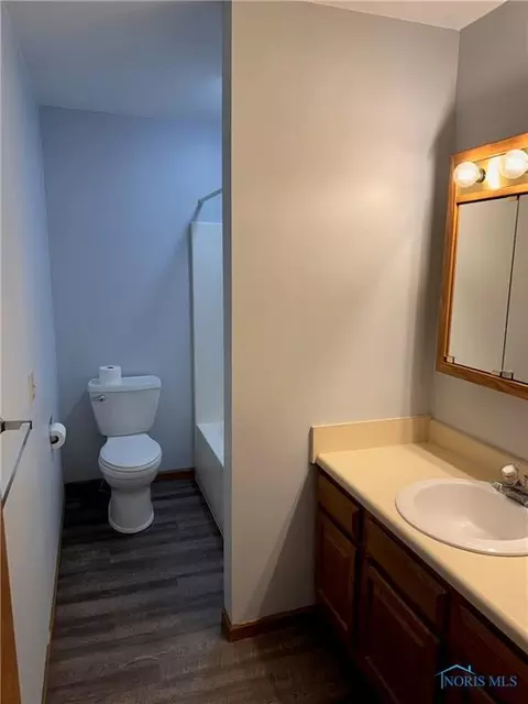 1621 Colonial Ln, Bryan, OH 43506 photo 13