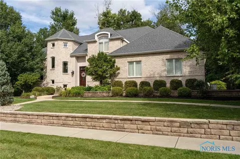 8419 E Woodland Trl, Findlay, OH 45840