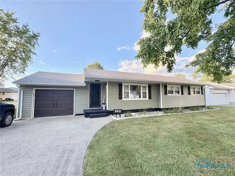 960 Lynne Ave, Napoleon, OH 43545