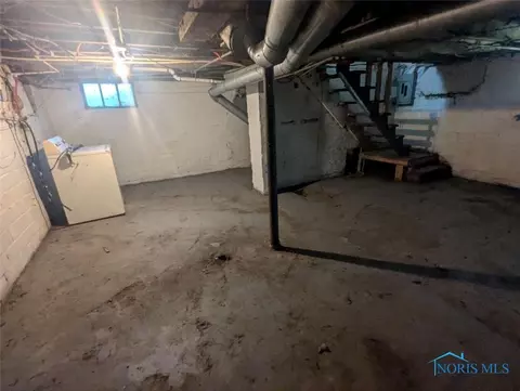 1527 Tecumseh St, Toledo, OH 43607 photo 17