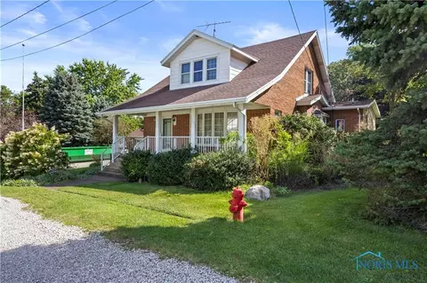 721 Laurel Ave, Lakeside Marblehead, OH 43440