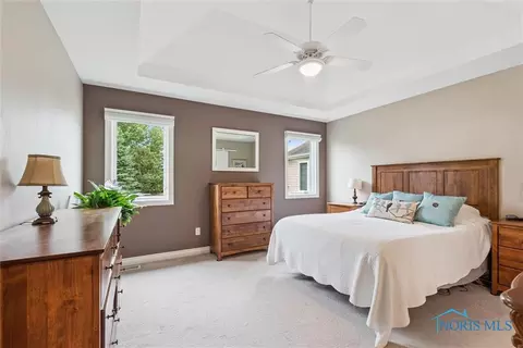 4335 Crystal Ridge Dr E, Maumee, OH 43537 photo 12
