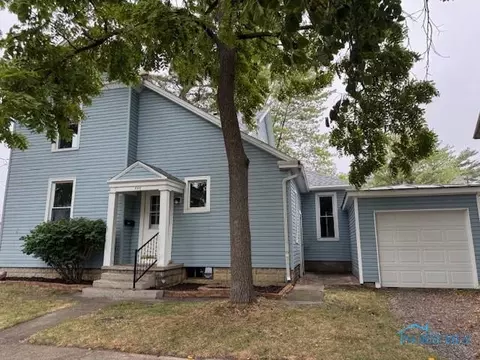 202 Cherry St, Findlay, OH 45840