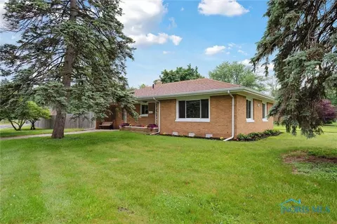 1240 Westgate Rd, Toledo, OH 43615