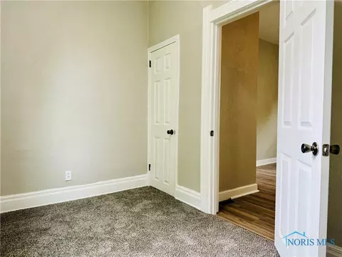1333 Avondale Ave, Toledo, OH 43607 photo 14
