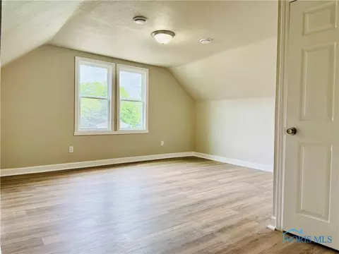 1333 Avondale Ave, Toledo, OH 43607 photo 20