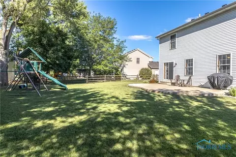 5771 Bermuda Dr, Walbridge, OH 43465 photo 32